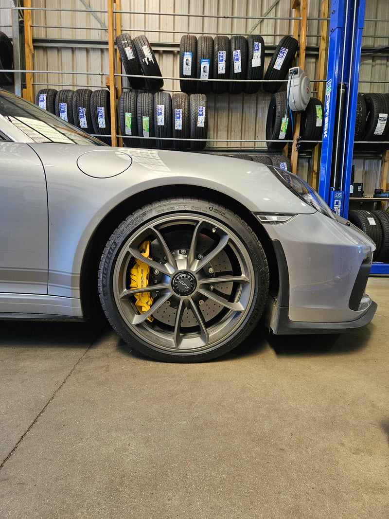 CAR TYRES